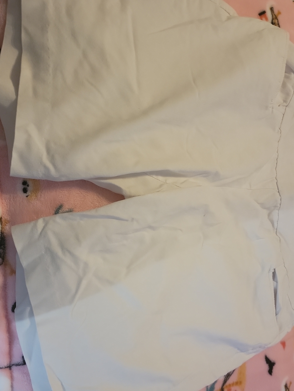 Terra & Sky Soft White Women's Shorts